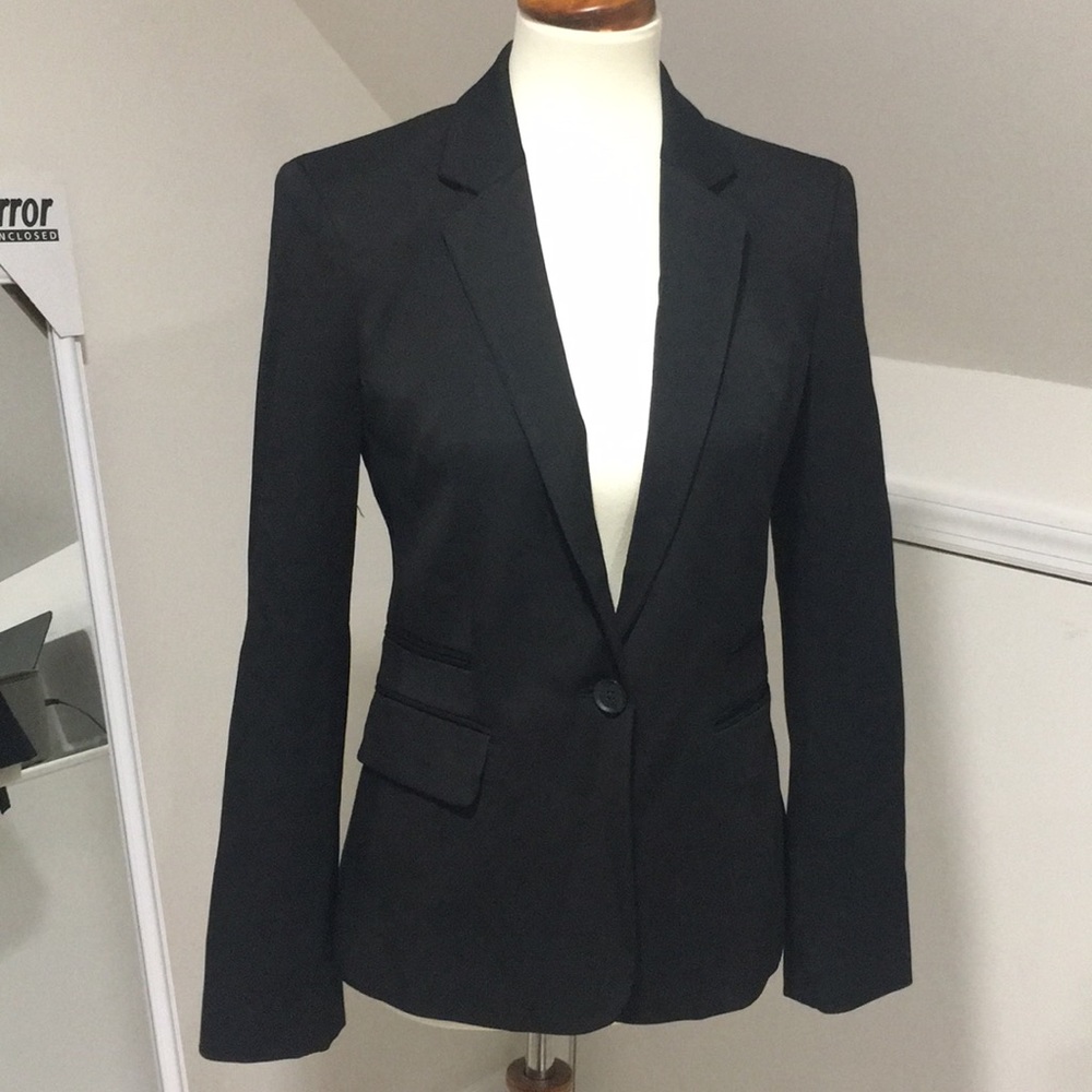 NWT black Express blazer